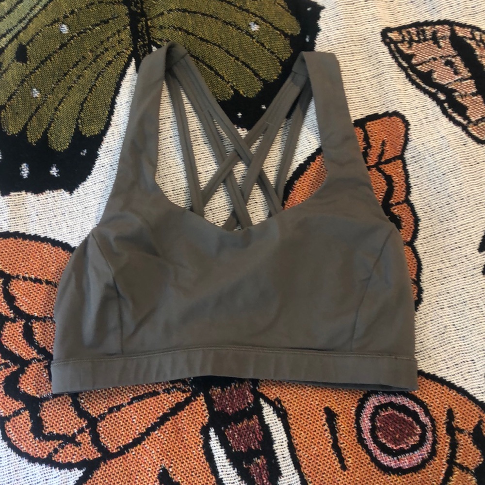 Lululemon Free To Be Serene Bra